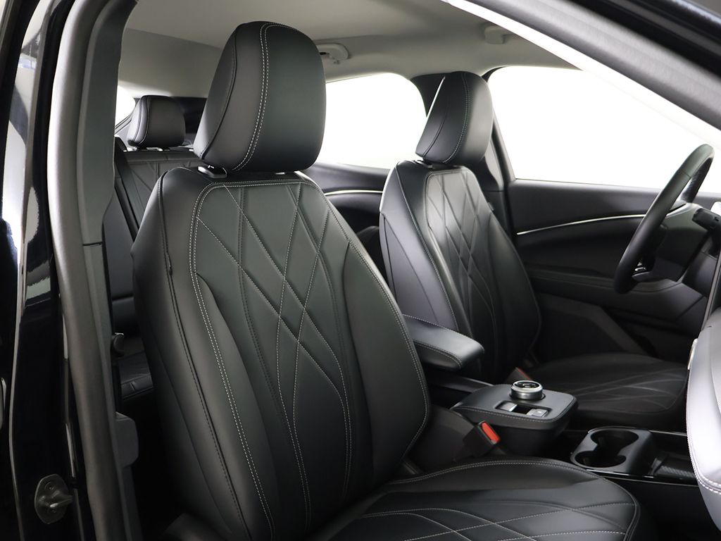 Used 2024 Black Ford Select image 32