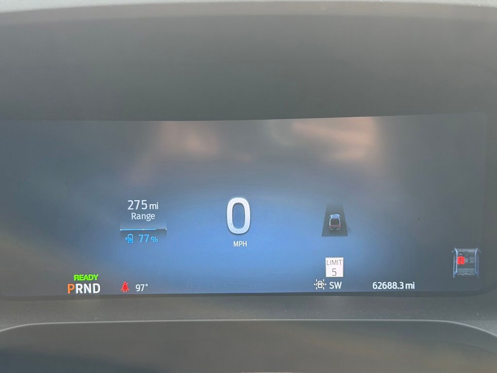 2024 Ford F-150 Lightning Flash