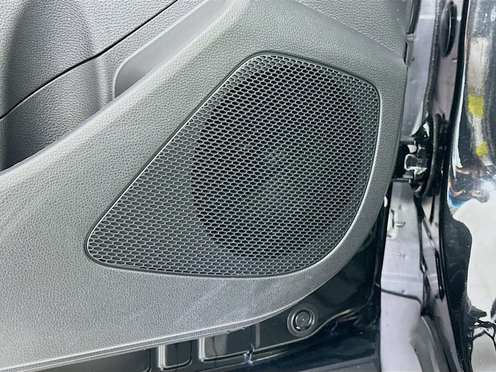 Thumbnail: 2026 Toyota Corolla Cross - 18