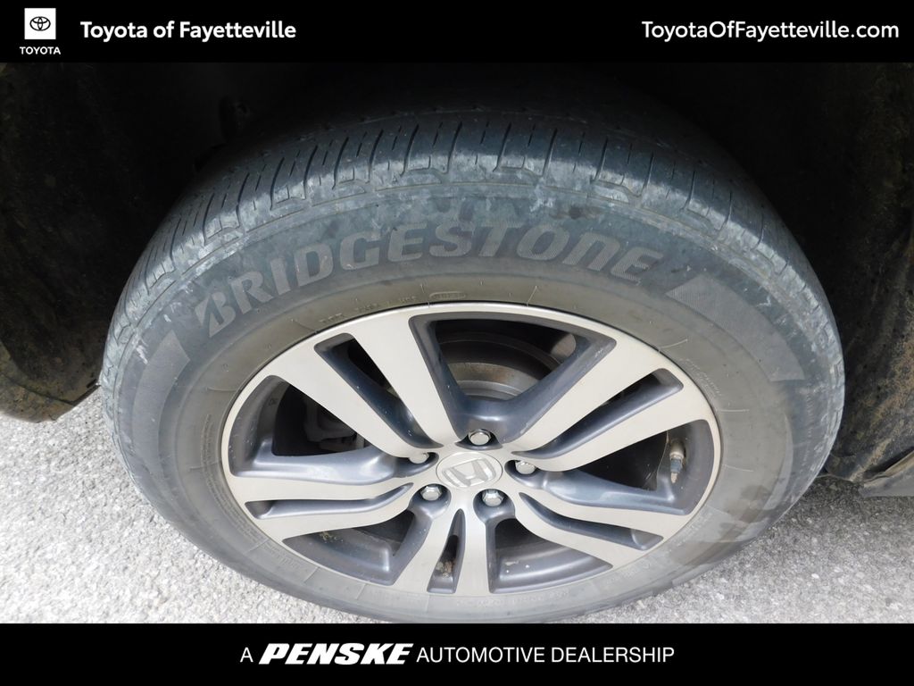 Thumbnail: 2018 Honda Pilot - 8