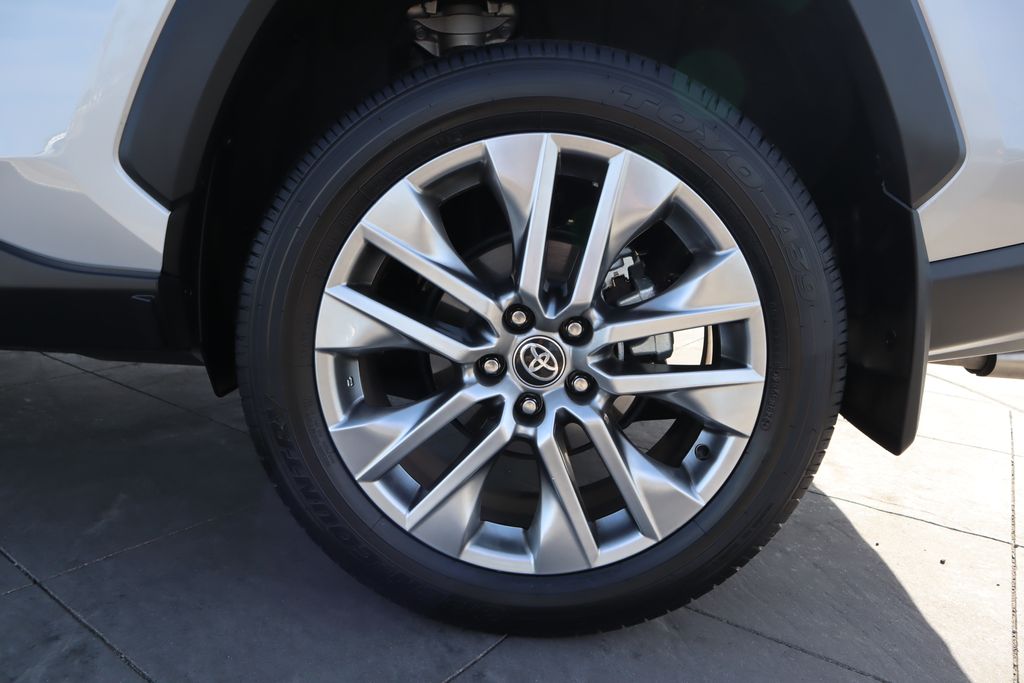 Thumbnail: 2024 Toyota RAV4 - 29