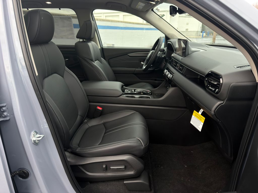 Thumbnail: 2026 Honda Pilot - 27