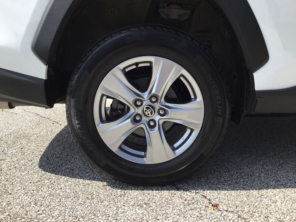 Thumbnail: 2024 Toyota RAV4 - 11