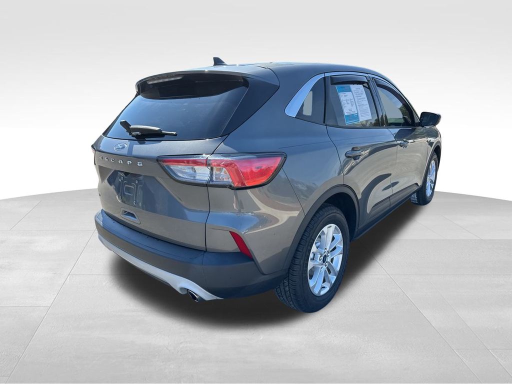 2021 Carbonized Gray Metallic Ford Escape SE FWD SUV