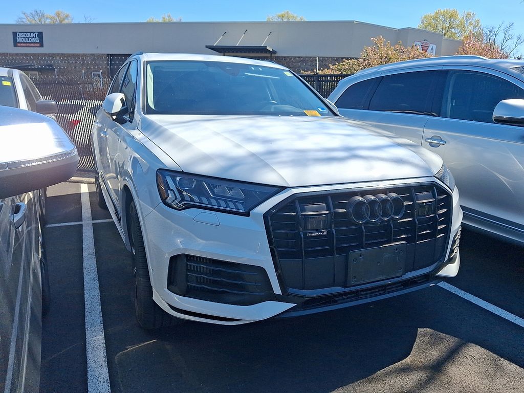 Thumbnail: 2023 Audi Q7 - 3