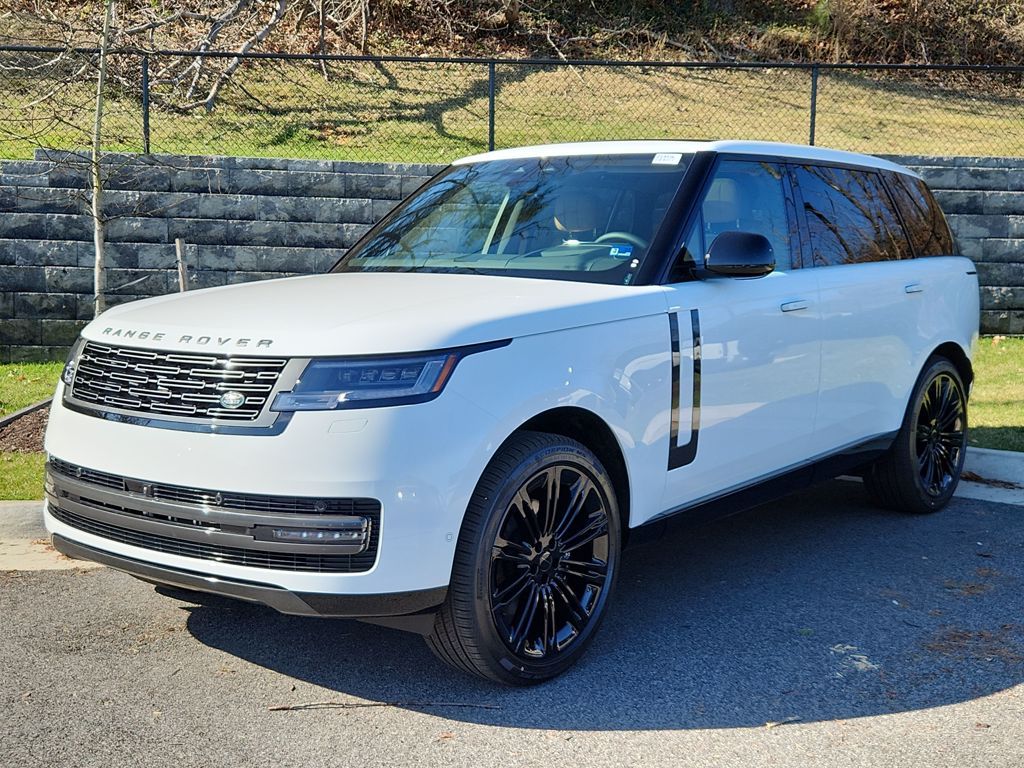 2026 Land Rover Range Rover P400 SE LWB AWD