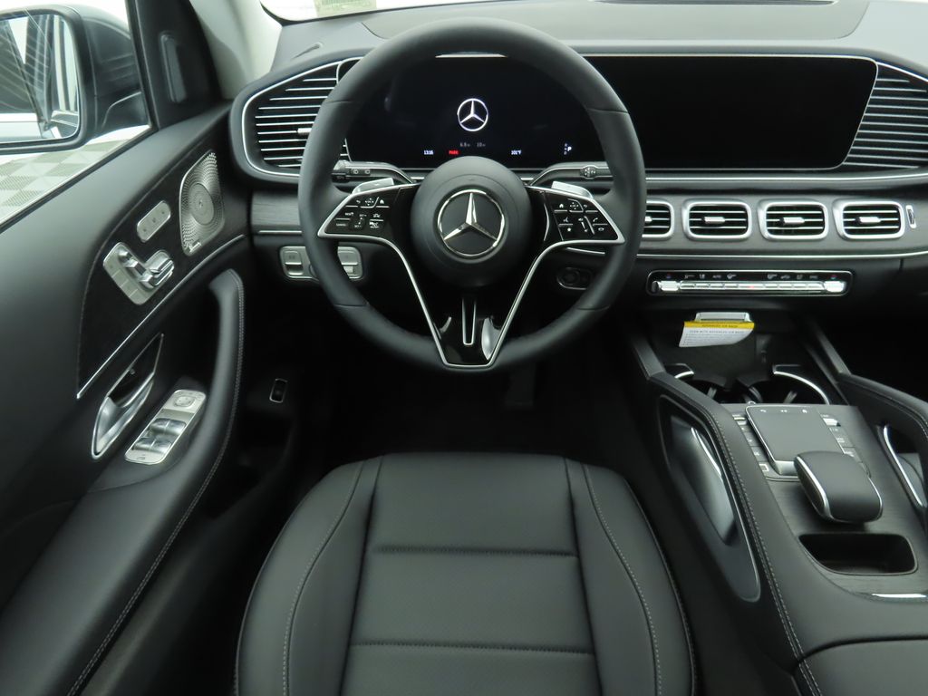 Thumbnail: 2025 Mercedes-Benz GLE - 10