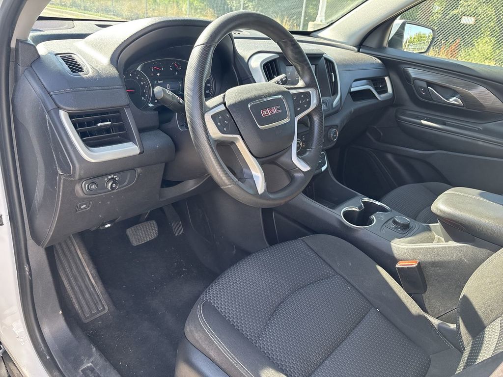 Used 2024 GMC Terrain SUV