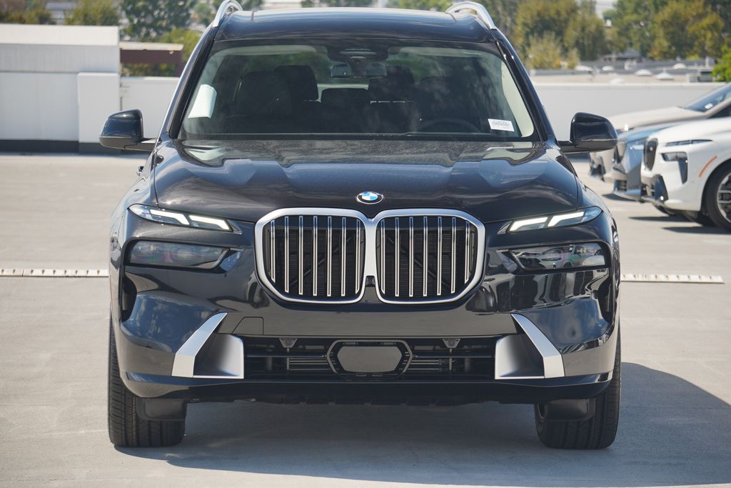 Thumbnail: 2026 BMW X7 - 2