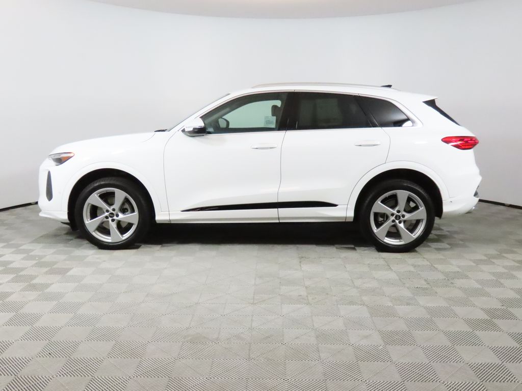 Thumbnail: 2025 Audi Q5 - 2