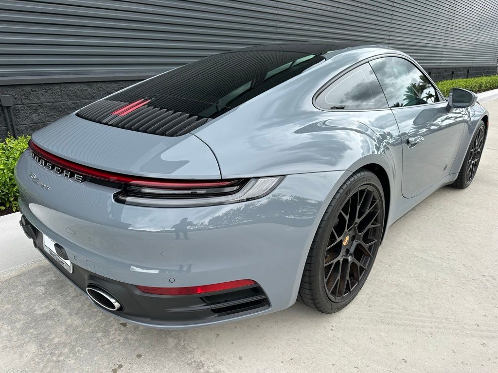 Thumbnail: 2024 Porsche 911 - 9