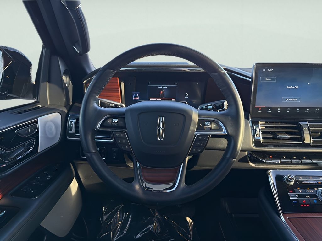 2024 Lincoln Navigator
