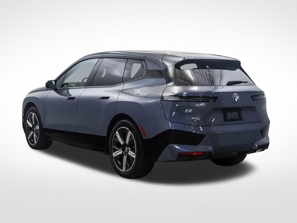 Thumbnail: 2024 BMW iX - 3