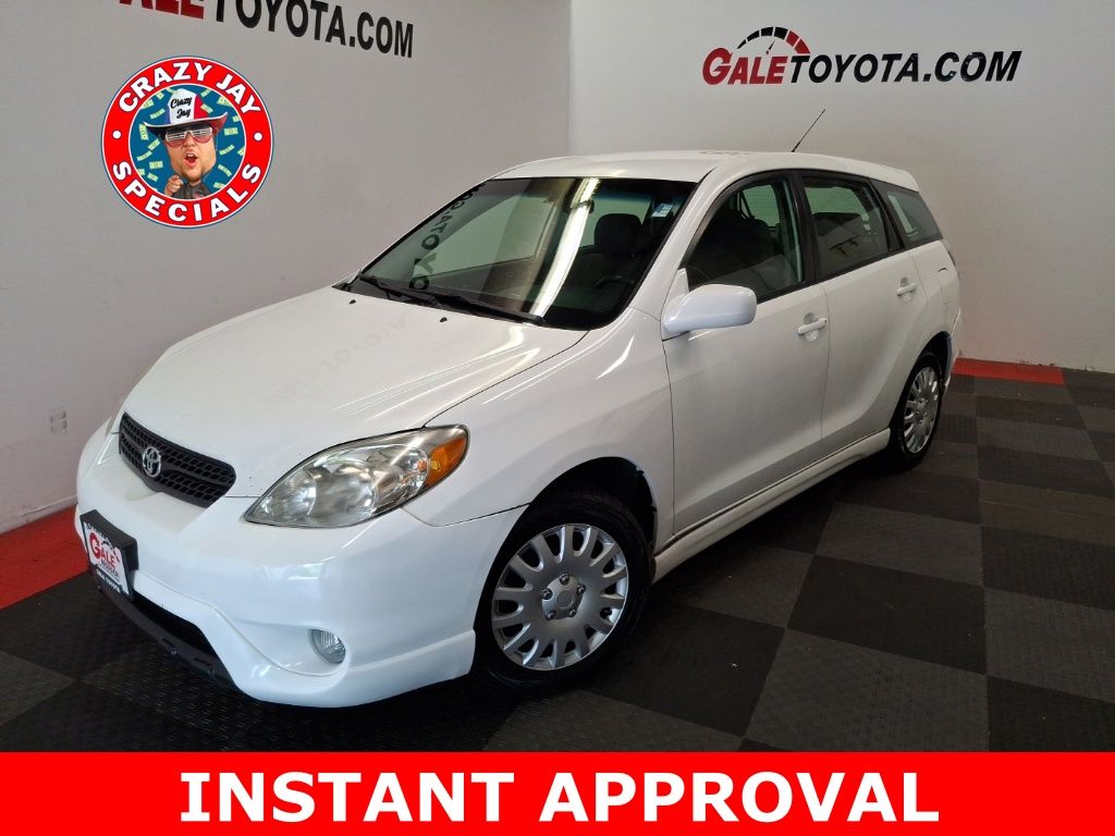 White 2005 Toyota Matrix Hatchback Front-Wheel Drive 4-Speed Automatic Overdrive