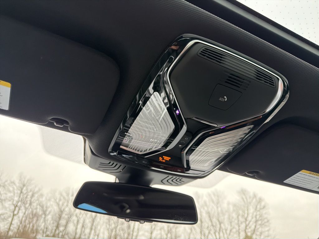 Thumbnail: 2022 BMW 7 Series - 14