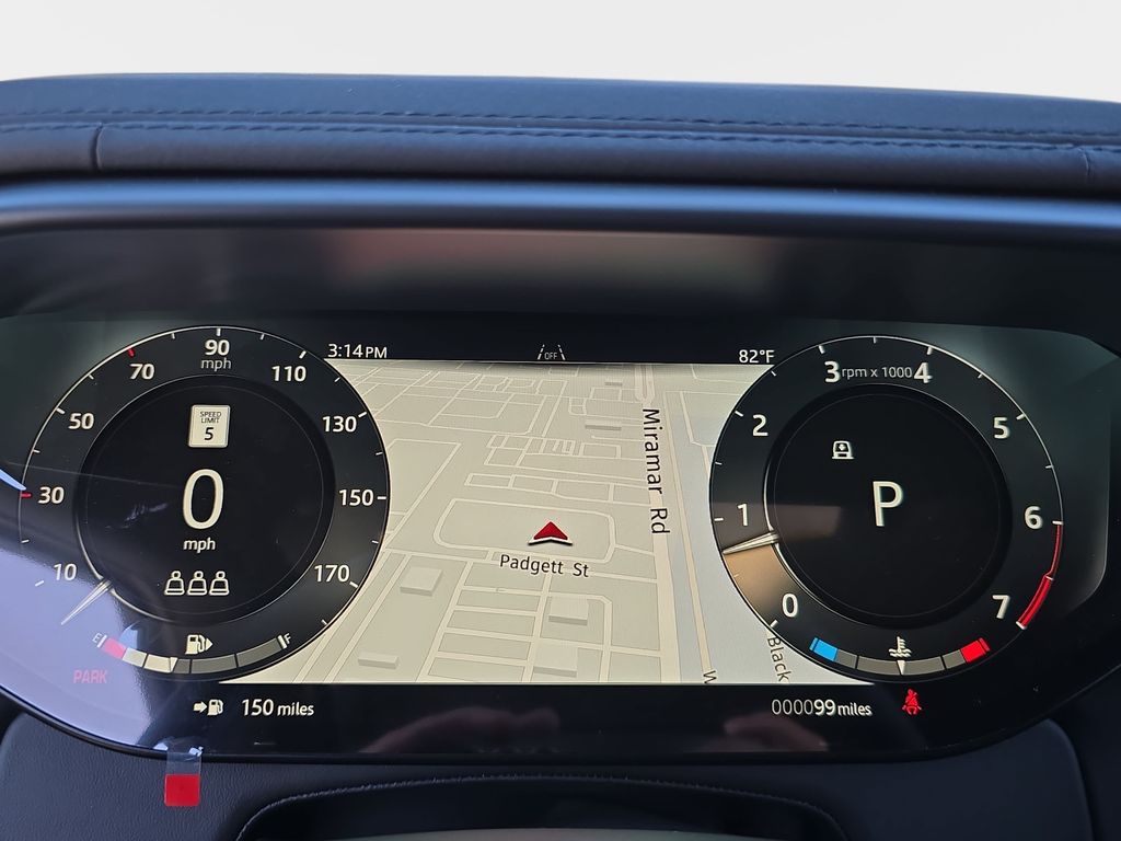 New 2026 White Land Rover Dynamic SE image 20