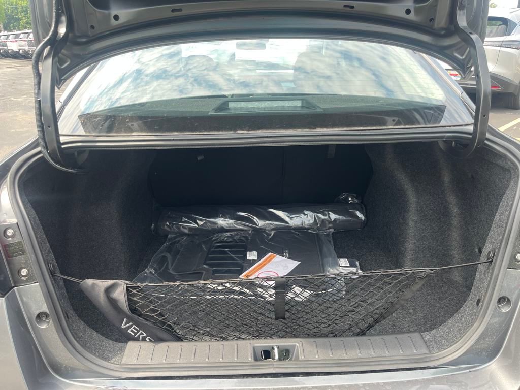 2025 Nissan Versa 1.6 SV photo
