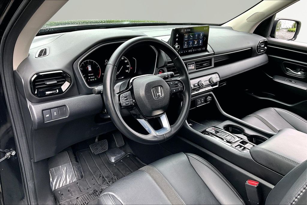 Used 2023 Honda Pilot SUV