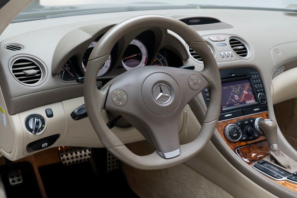 2009 Mercedes-Benz SL-Class - Thumbnail 5
