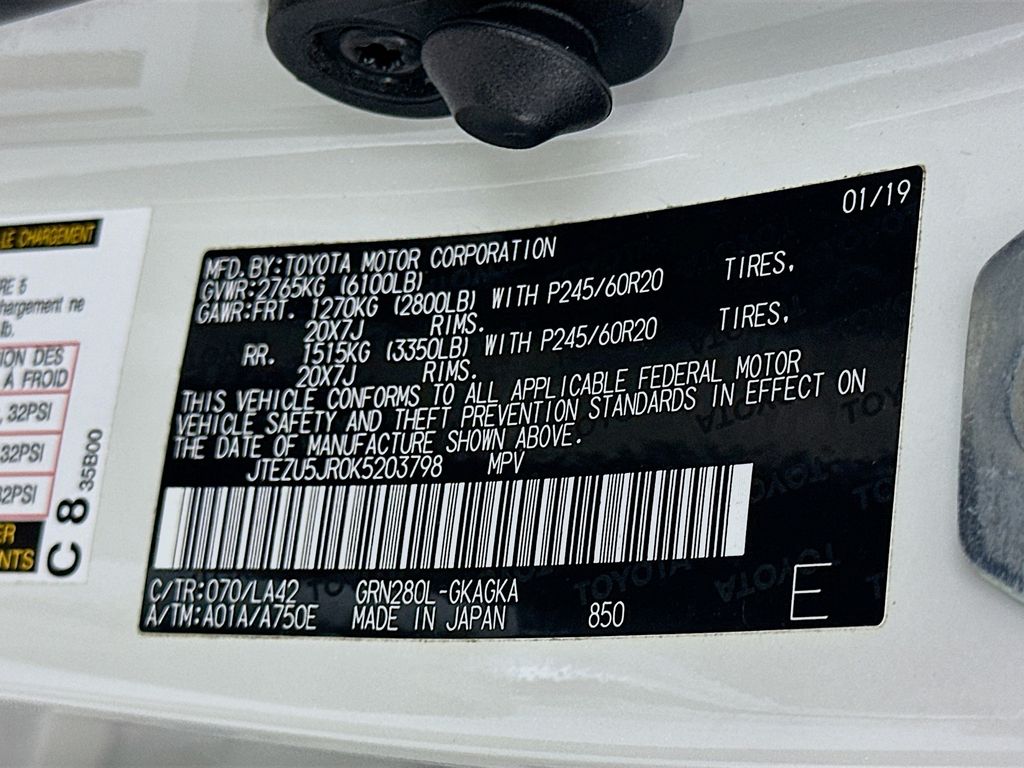 Thumbnail: 2019 Toyota 4Runner - 32