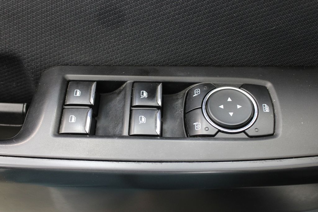 used 2021 Ford F-150 car, priced at $31,999