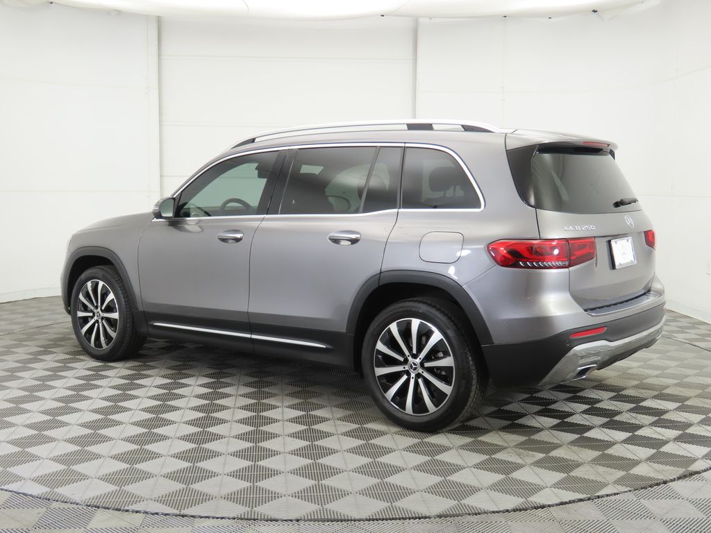 Thumbnail: 2022 Mercedes-Benz GLB - 7