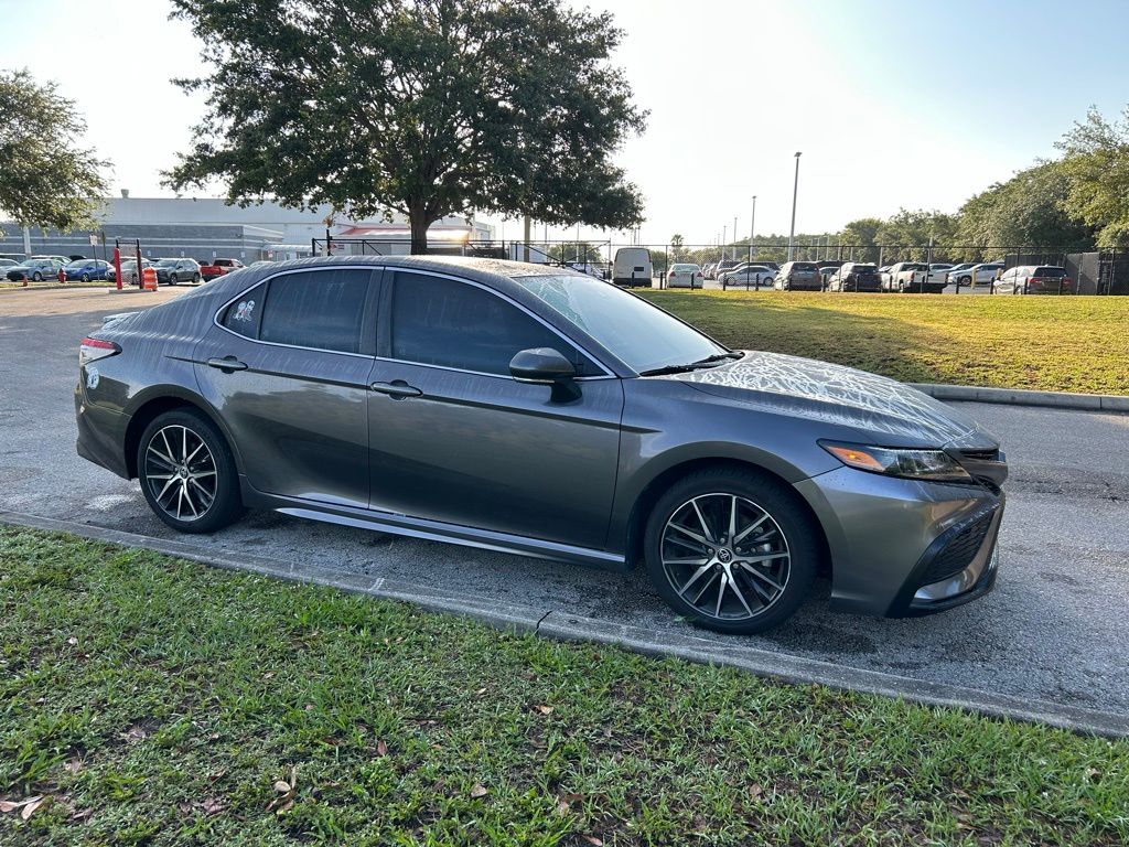 2023 Toyota Camry SE 7