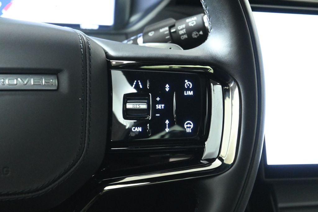 Thumbnail: 2025 Land Rover Range Rover Velar - 17