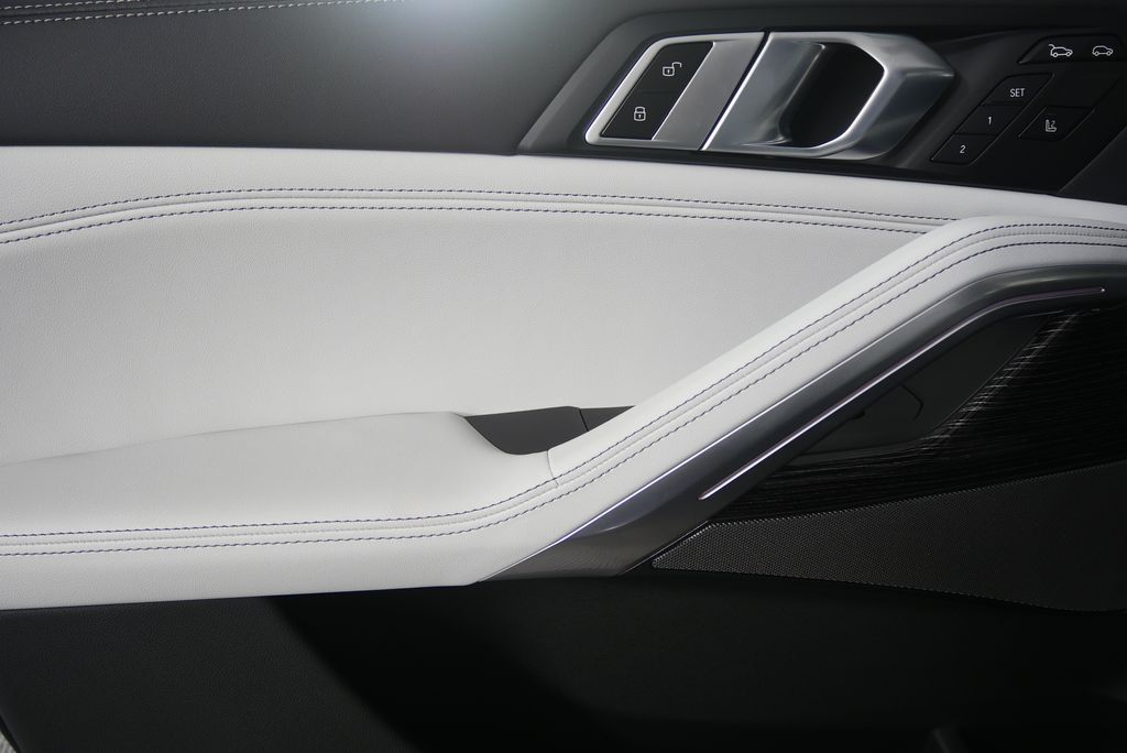 Thumbnail: 2026 BMW X6 - 9