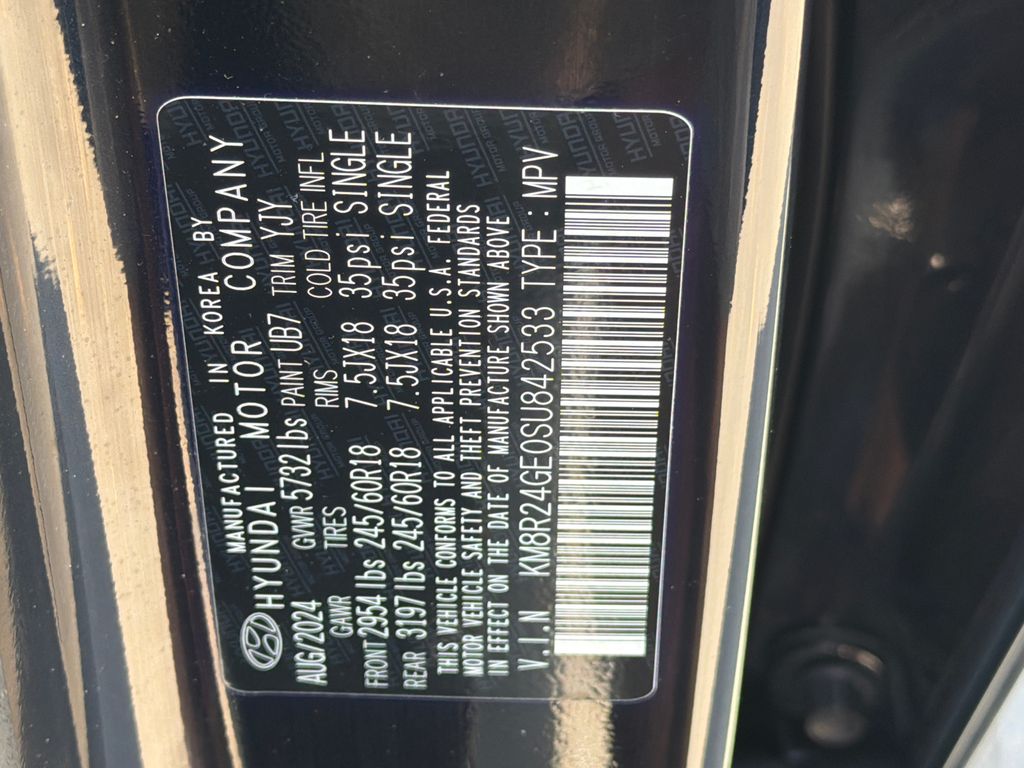 Used 2025 White Hyundai SEL image 33