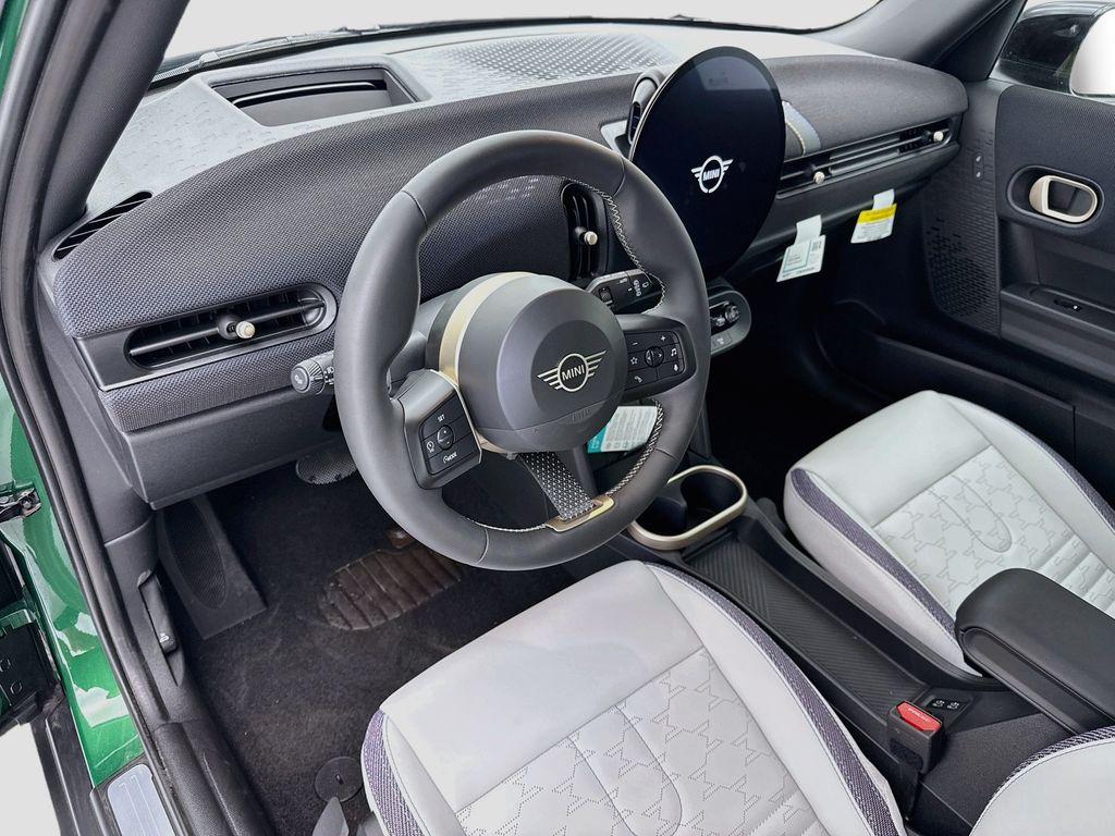 Thumbnail: 2026 MINI Cooper - 9