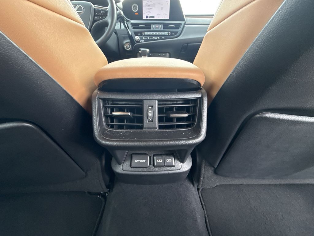 Thumbnail: 2025 Lexus ES - 18