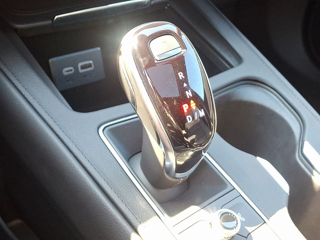 Thumbnail: 2025 Cadillac XT4 - 7