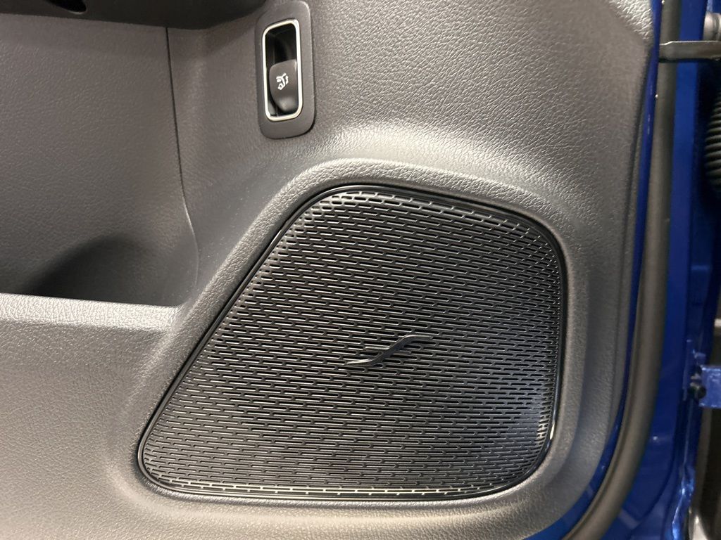 Thumbnail: 2025 Mercedes-Benz GLA - 22