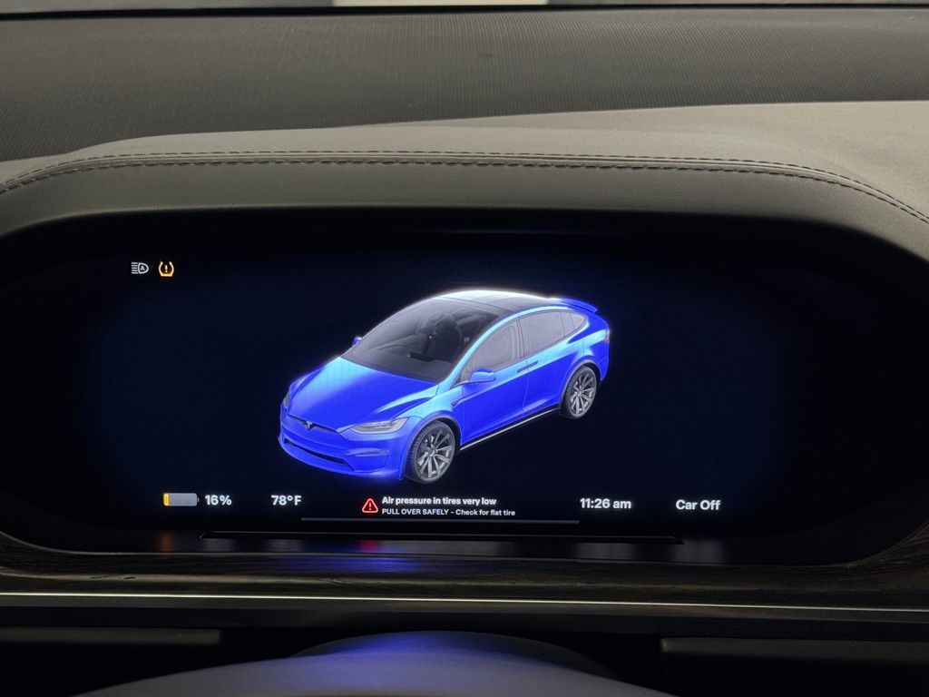 2022 Tesla Model X photo 17