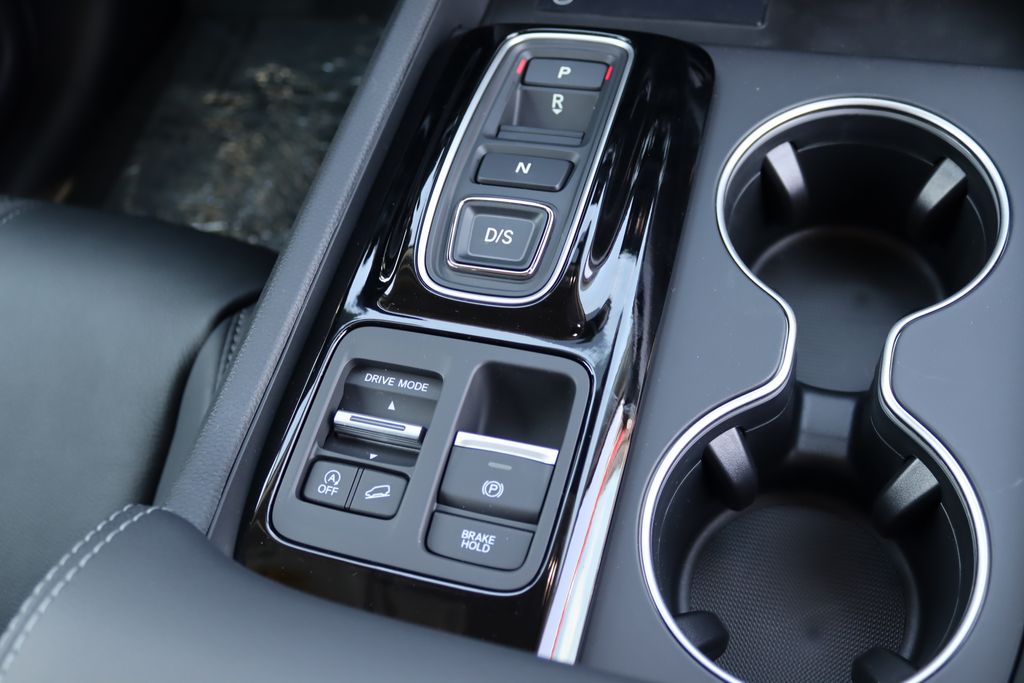 Thumbnail: 2025 Honda Pilot - 24