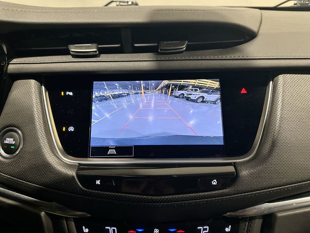 Thumbnail: 2025 Cadillac XT5 - 16