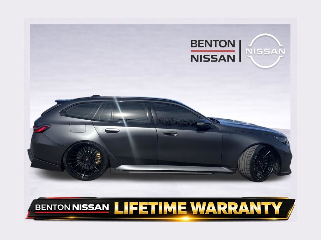 2025 BMW M5 Touring AWD
