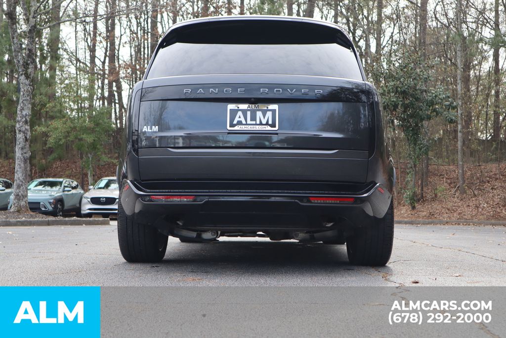 Used 2025 Black Land Rover SE image 7