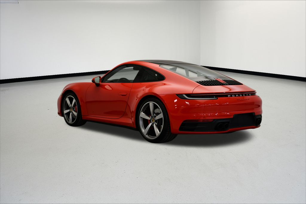 Thumbnail: 2020 Porsche 911 - 3