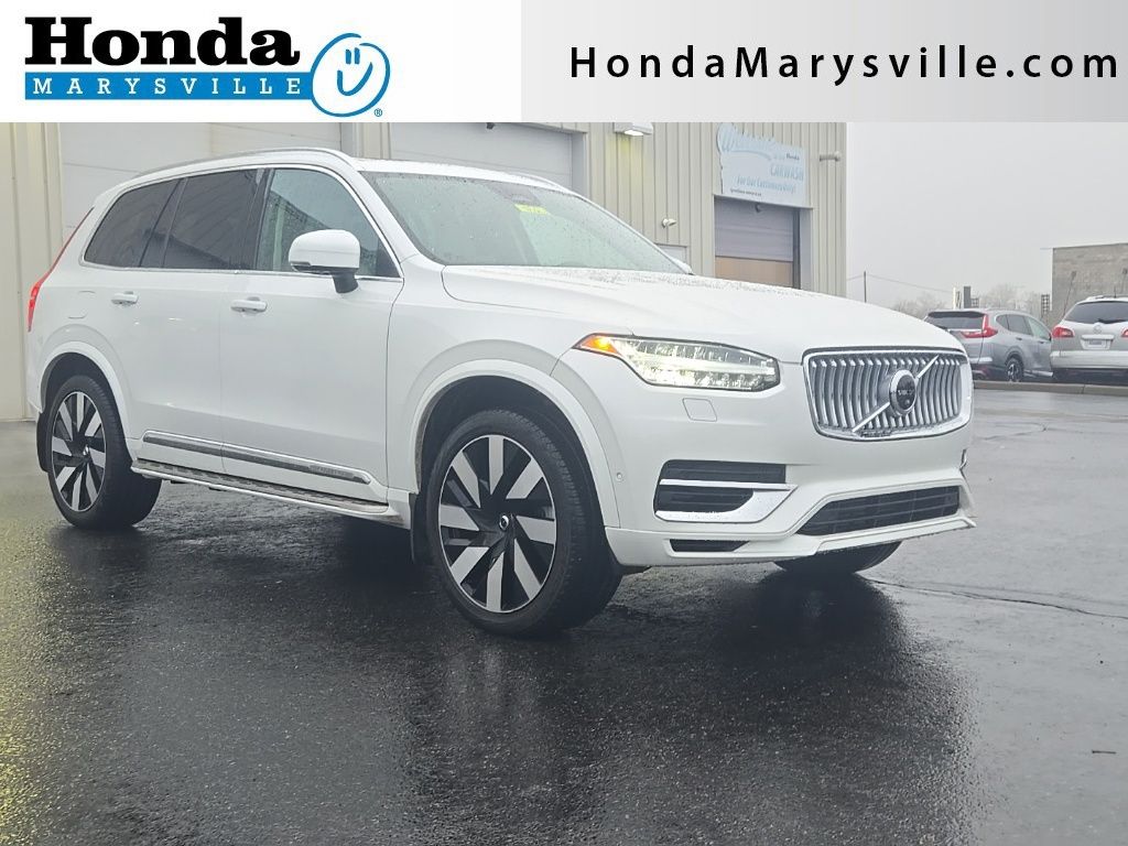 Crystal White Metallic 2023 Volvo XC90 Recharge T8 Ultimate Bright Theme 6-Passenger eAWD SUV / Crossover All-Wheel Drive Automatic