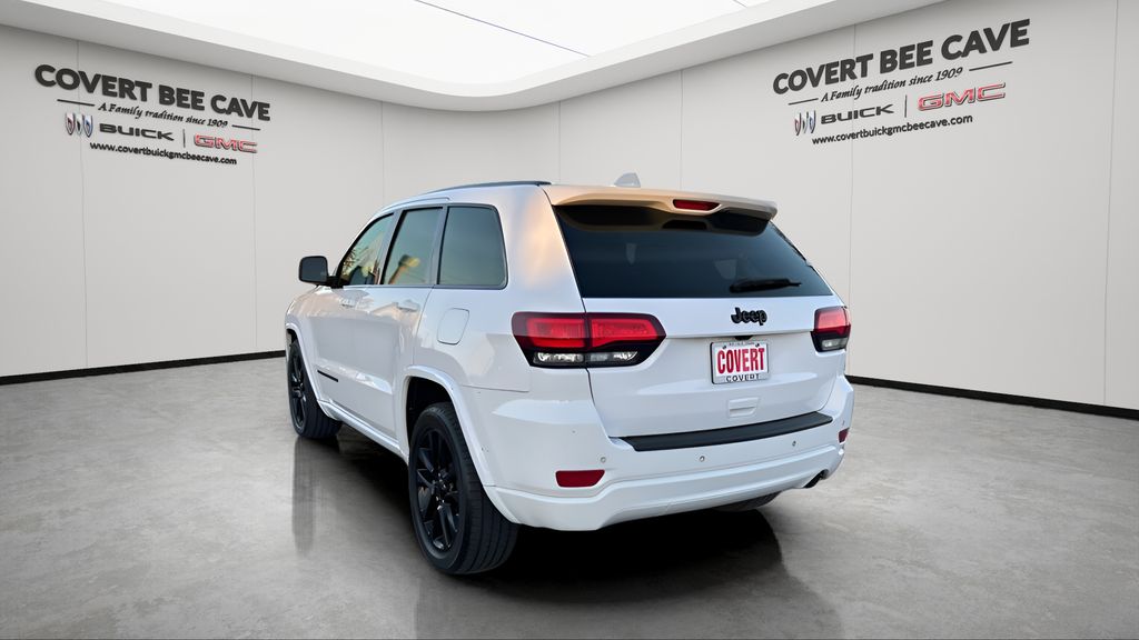 Used Car 2021 Jeep Grand Cherokee  Laredo X For Sale Under $25,000 In Austin, Texas