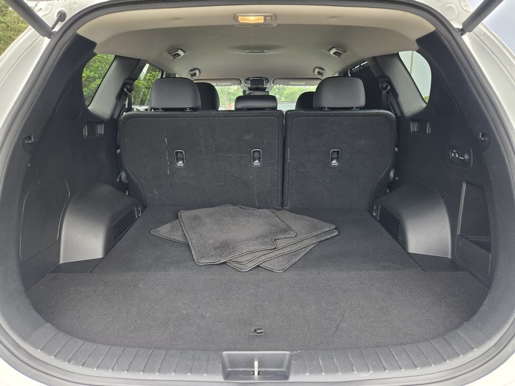 2022 Hyundai Santa Fe - $22,599