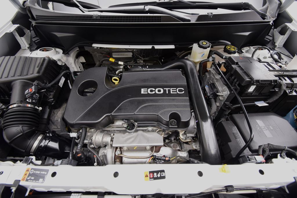 used 2022 Chevrolet Equinox car, priced at $25,000