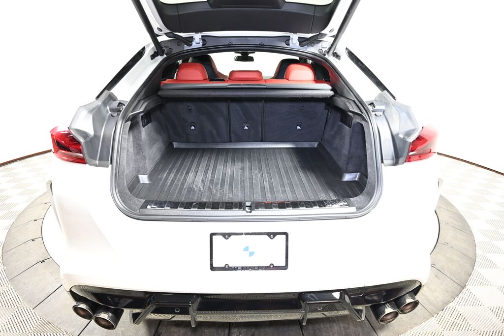 Thumbnail: 2025 BMW X6 - 11