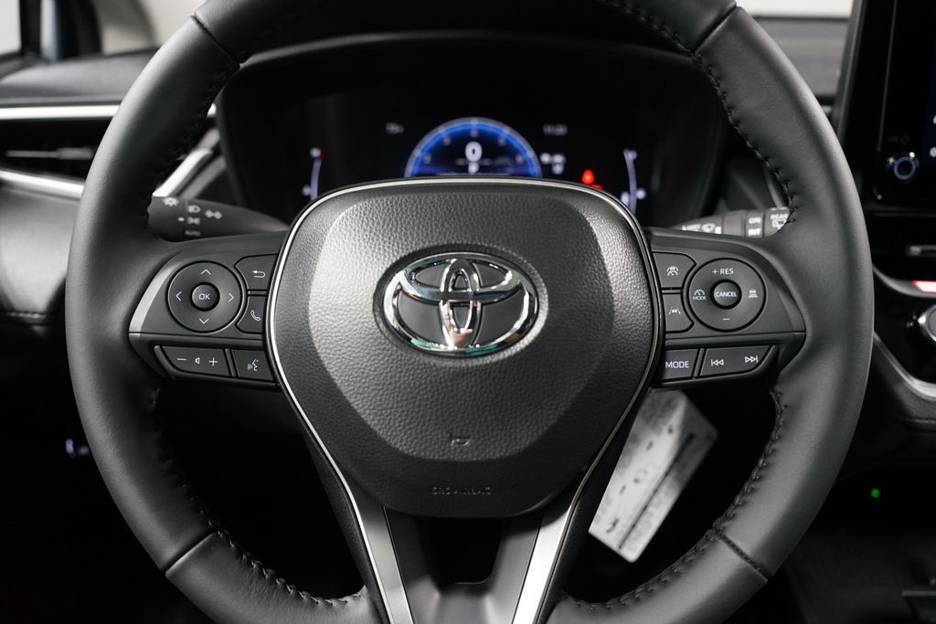 Thumbnail: 2026 Toyota Corolla Cross - 12