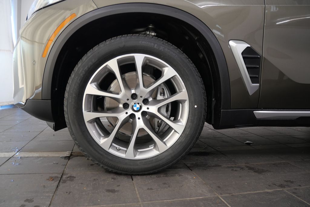 2025 BMW X5 sDrive40i 3