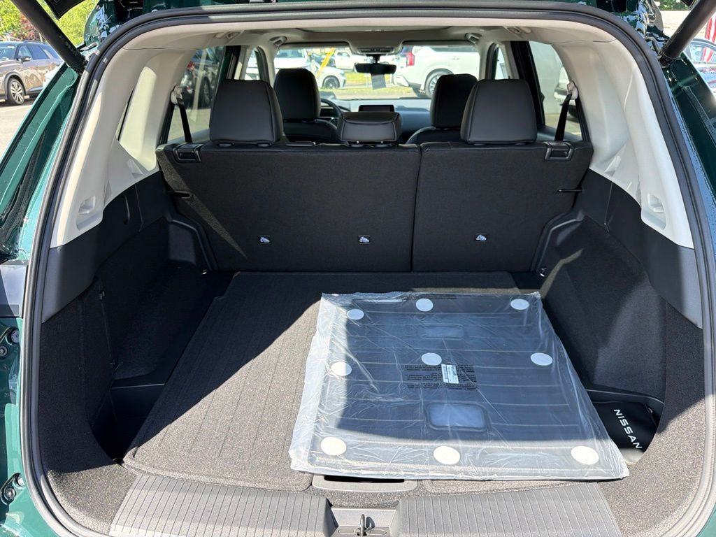 2026 Nissan Rogue Dark Armor - Photo 24