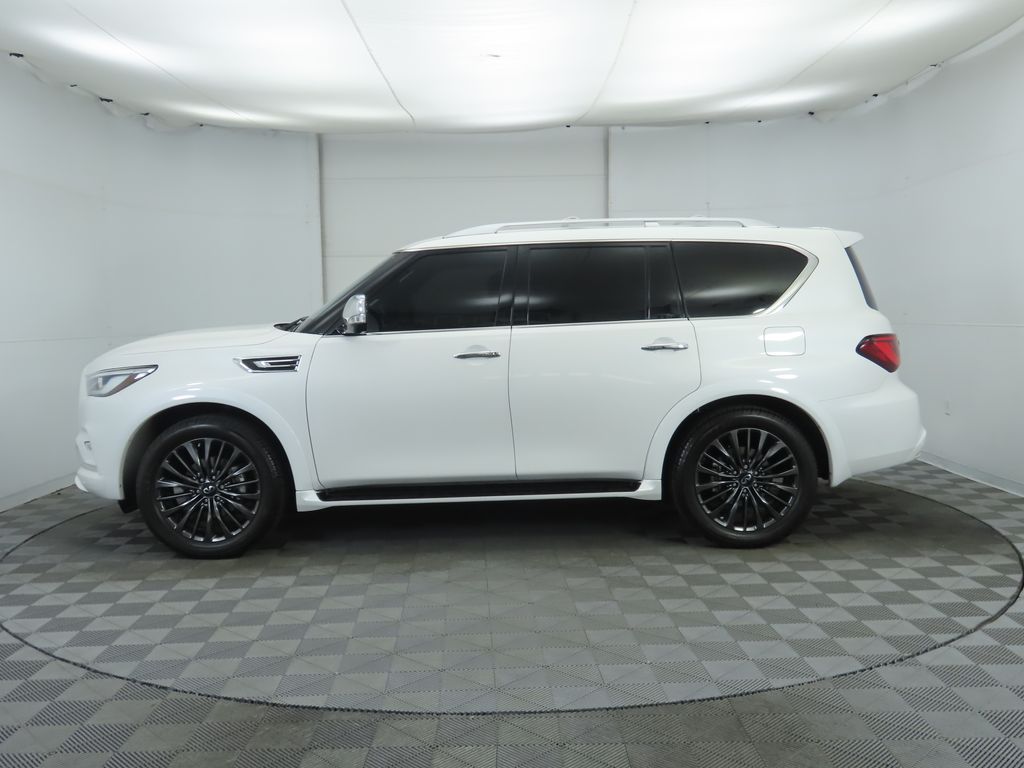 2023 INFINITI QX80 Sensory 8