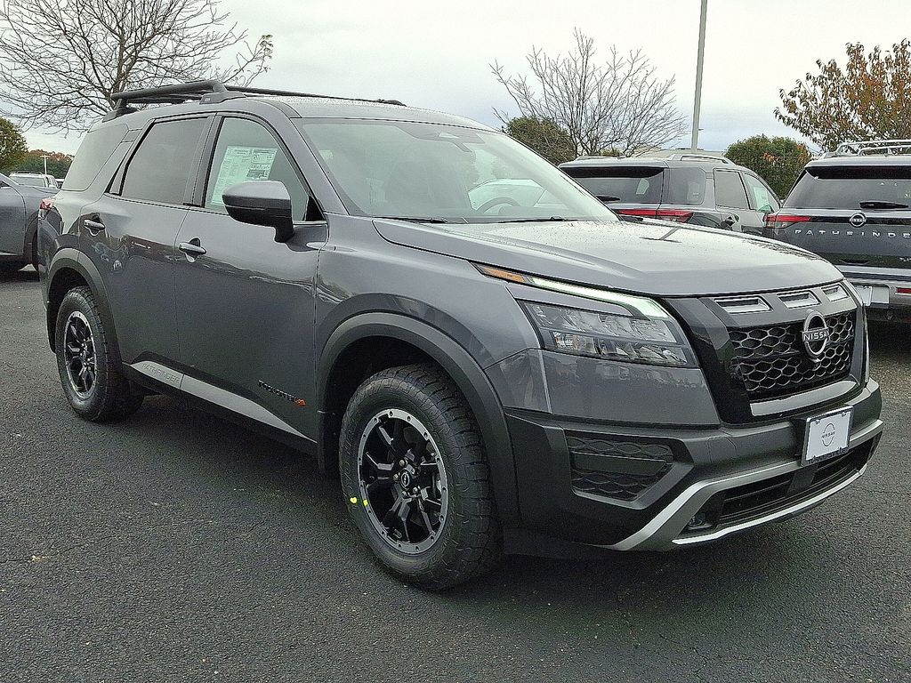 Thumbnail: 2025 Nissan Pathfinder - 3